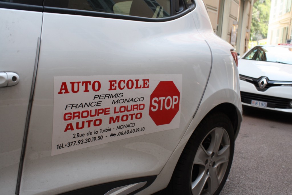 Auto-école STOP / @JF