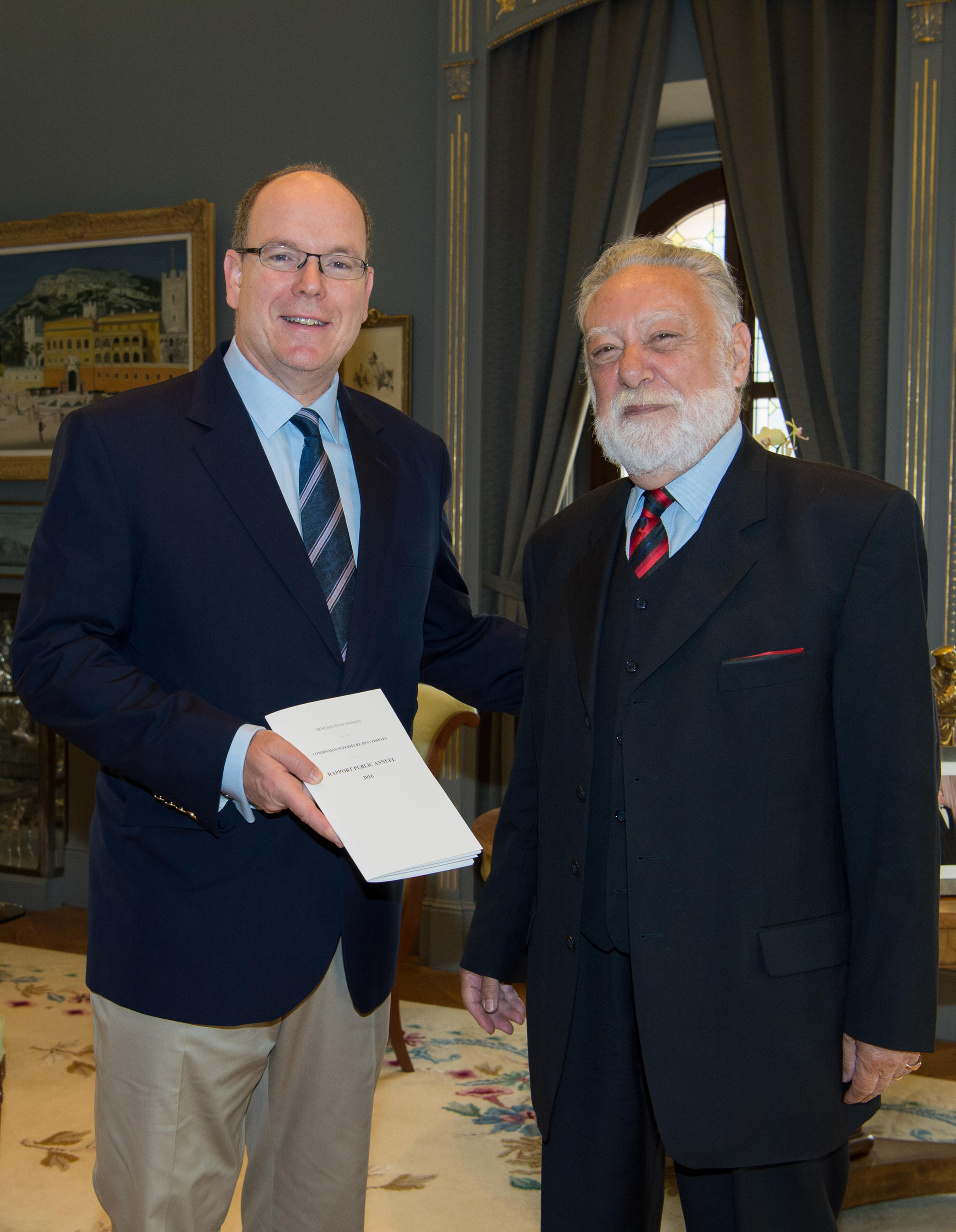 La Commission Supérieure des Comptes a remis le Rapport Public Annuel 2016 à S.A.S. le Prince Souverain