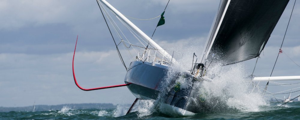 bd_LloydImages_Malliza_Fastnet2017_015-1000x400