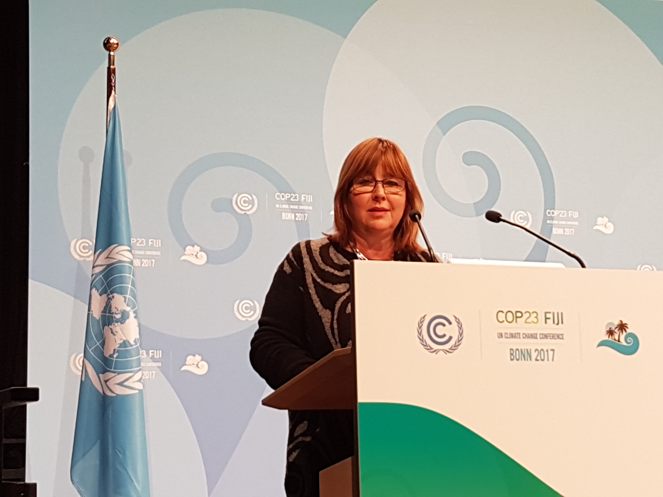 Marie-Pierre Gramaglia à la tribune de la COP 23 à Bonn