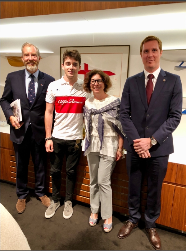 Le pilote Charles Leclerc reçu par l’Ambassadeur de Monaco en Australie