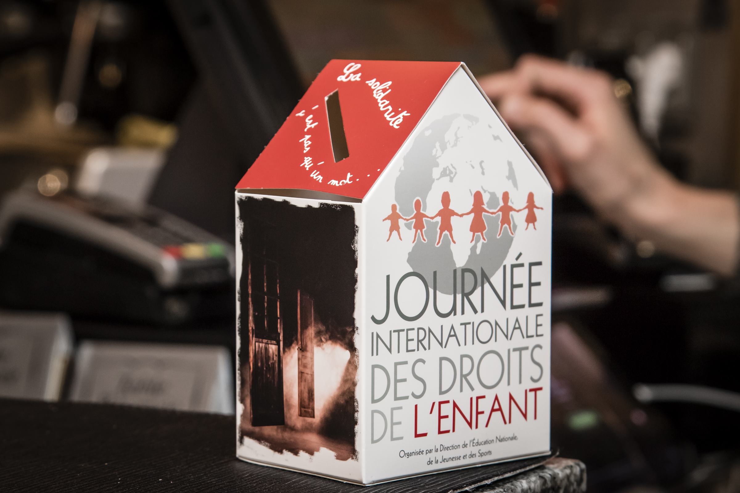 « Tirelire Droits de l’Enfant »